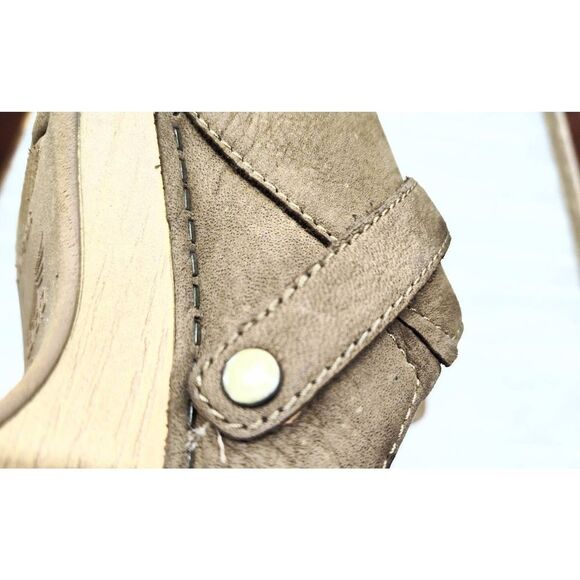 DANSKO BROWN LEATHER BUCKLED MULE SIZE 39 /US 8.5-9 PRE-LOVED - Picture 9 of 12